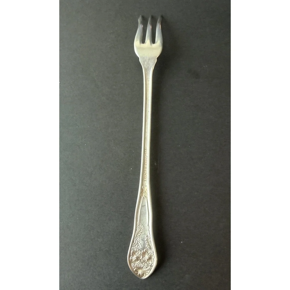 FAIRFIELD One Pansy Floral Seafood Cocktail Fork Silver Plate 1913